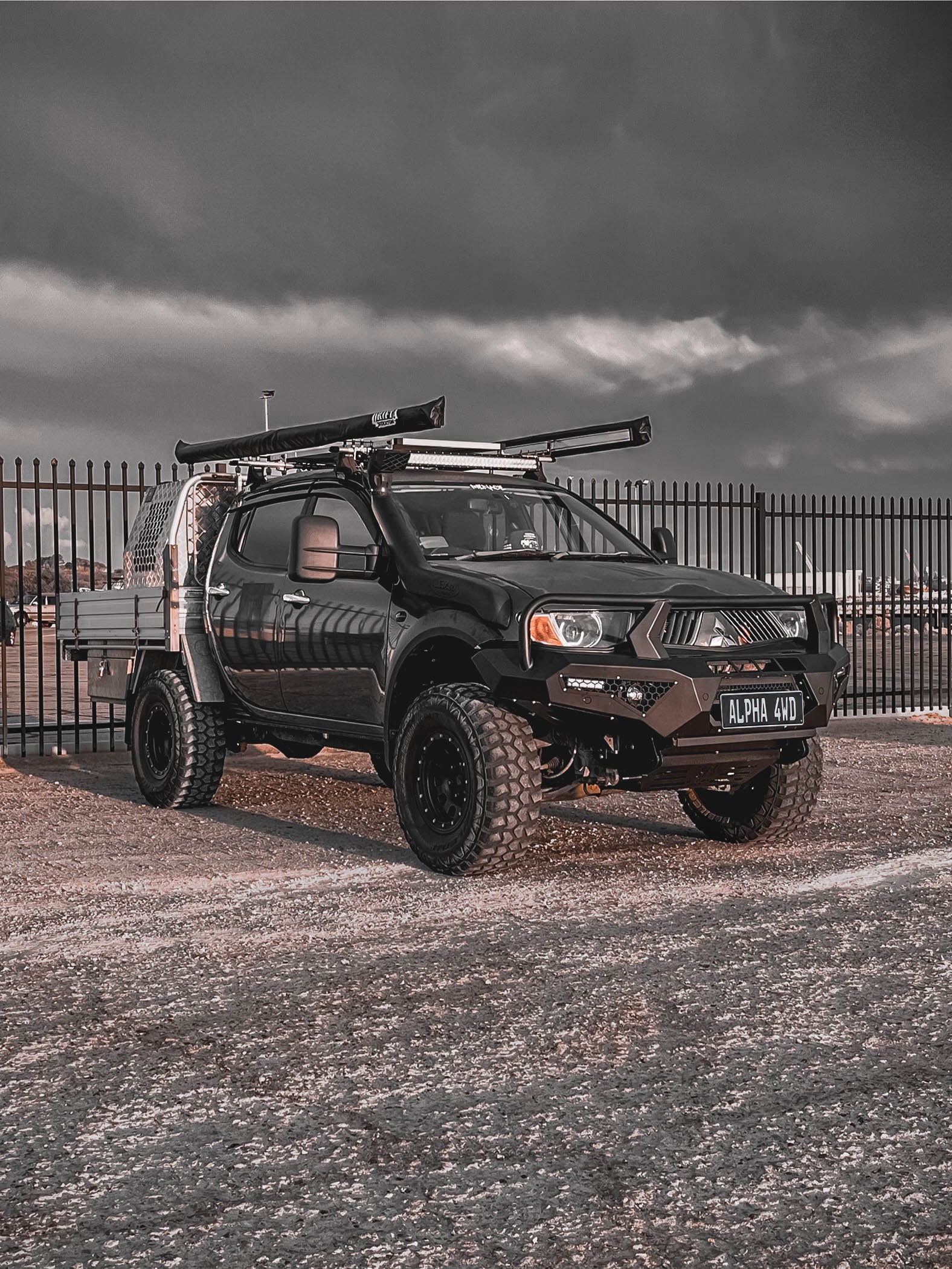 Alpha 4WD Pack Steel Bull Bar for Mitsubishi Triton MN ML 2006 to 2015 - Image 4