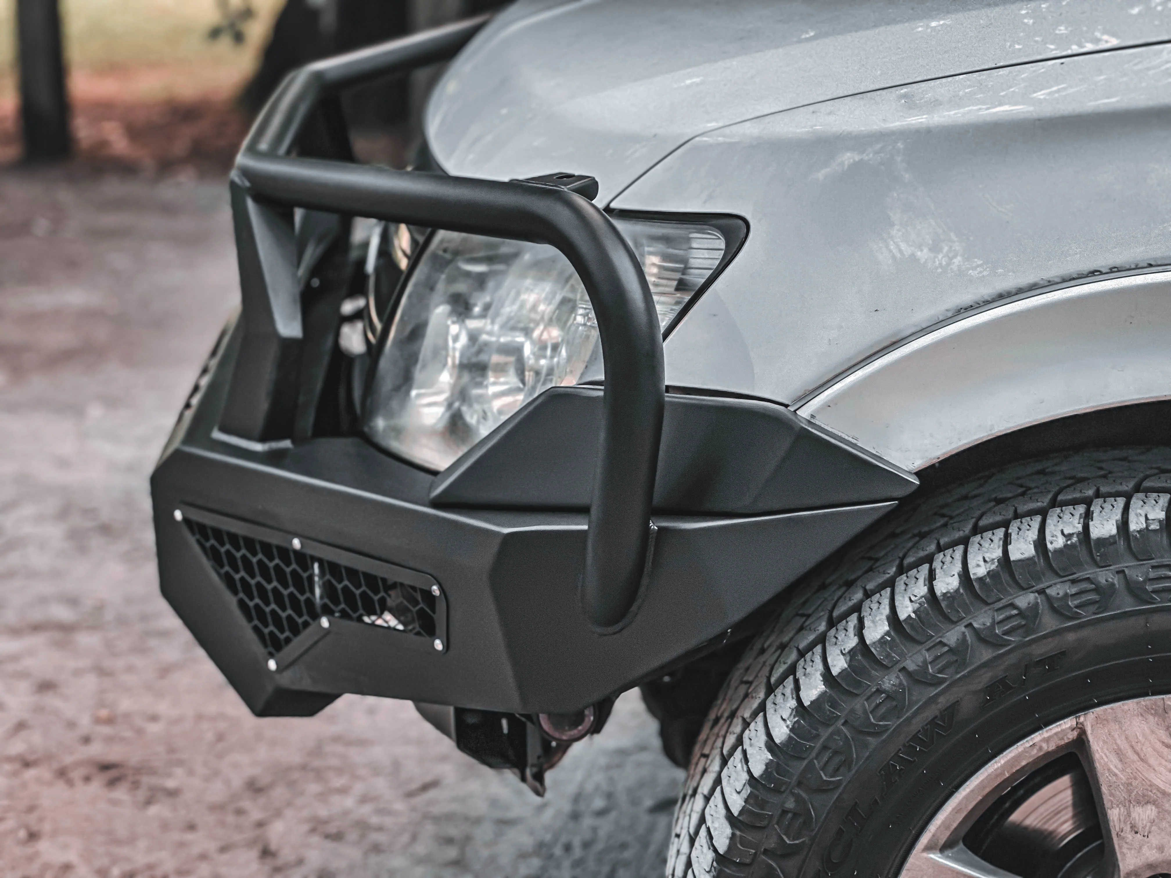 Alpha 4WD Pack Steel Bull Bar for Mitsubishi Pajero NS NT NX NW 2007+ - Image 5