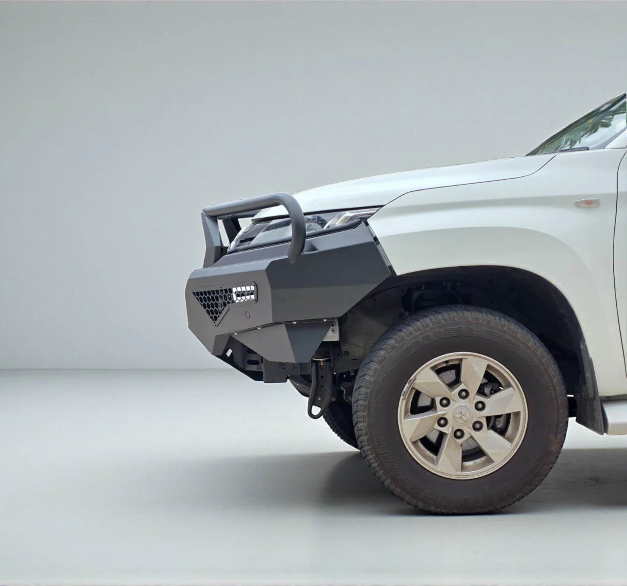 Alpha 4WD Pack Steel Bull Bar for Mitsubishi Triton MR 2019+ - Image 5