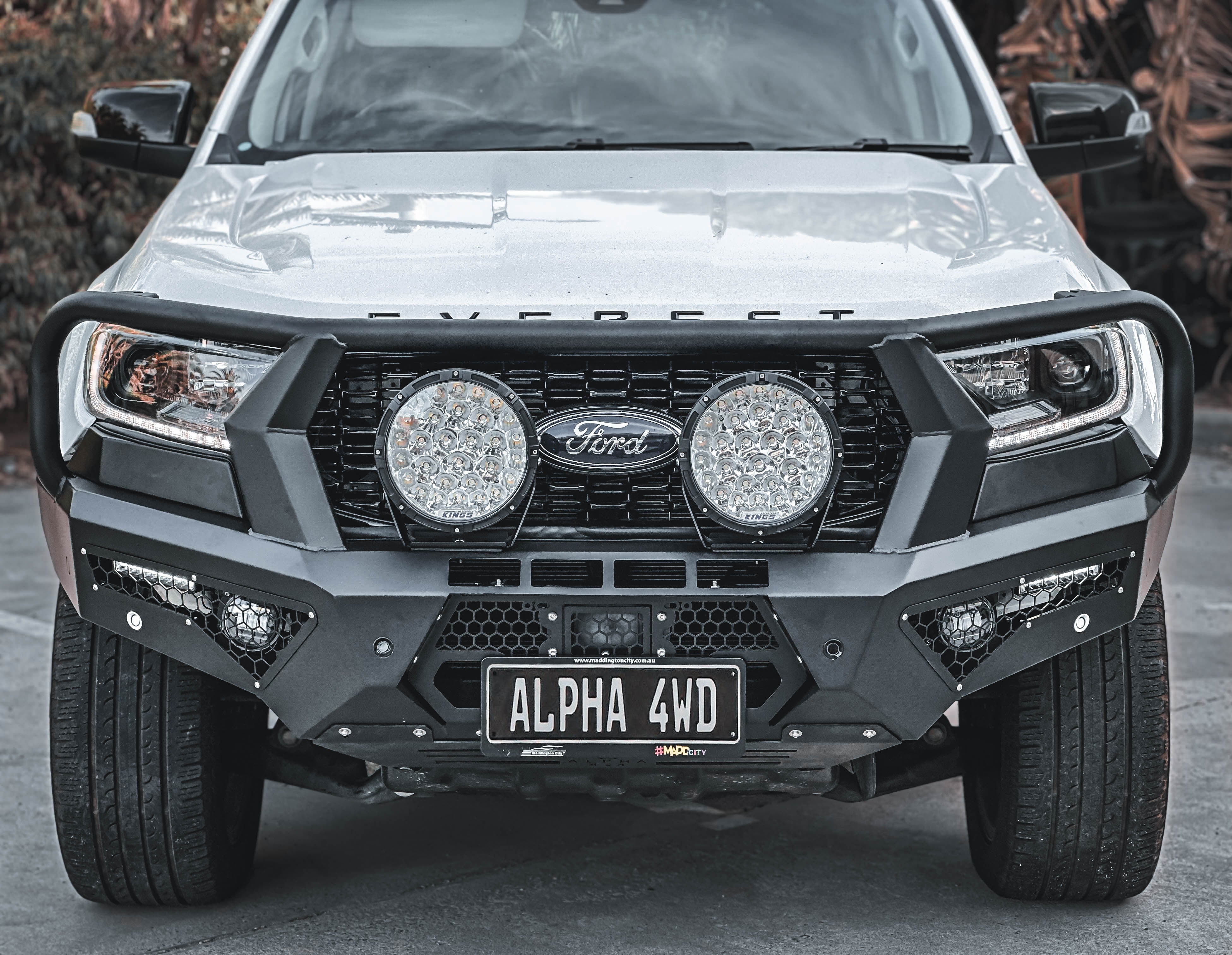 Alpha 4WD Steel Pack Bull Bar for Ford Everest 2015-2022 - Image 4