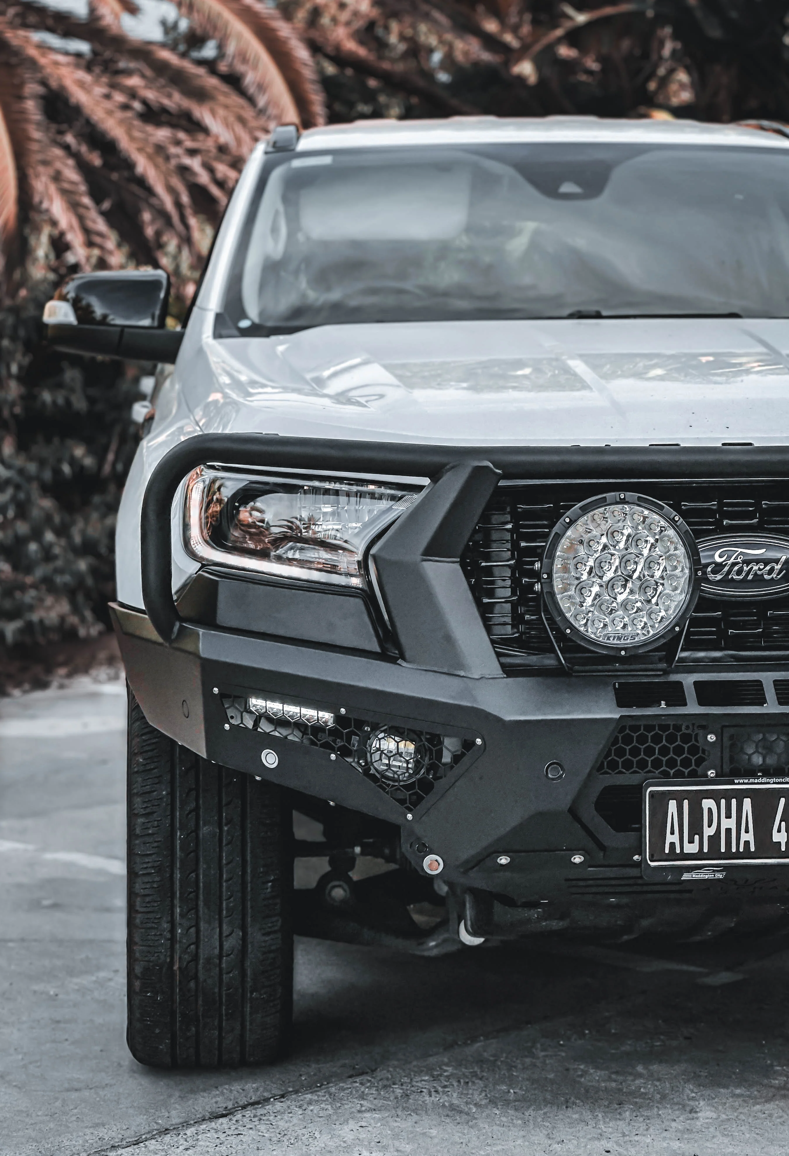 Alpha 4WD Steel Pack Bull Bar for Ford Everest 2015-2022 - Image 5