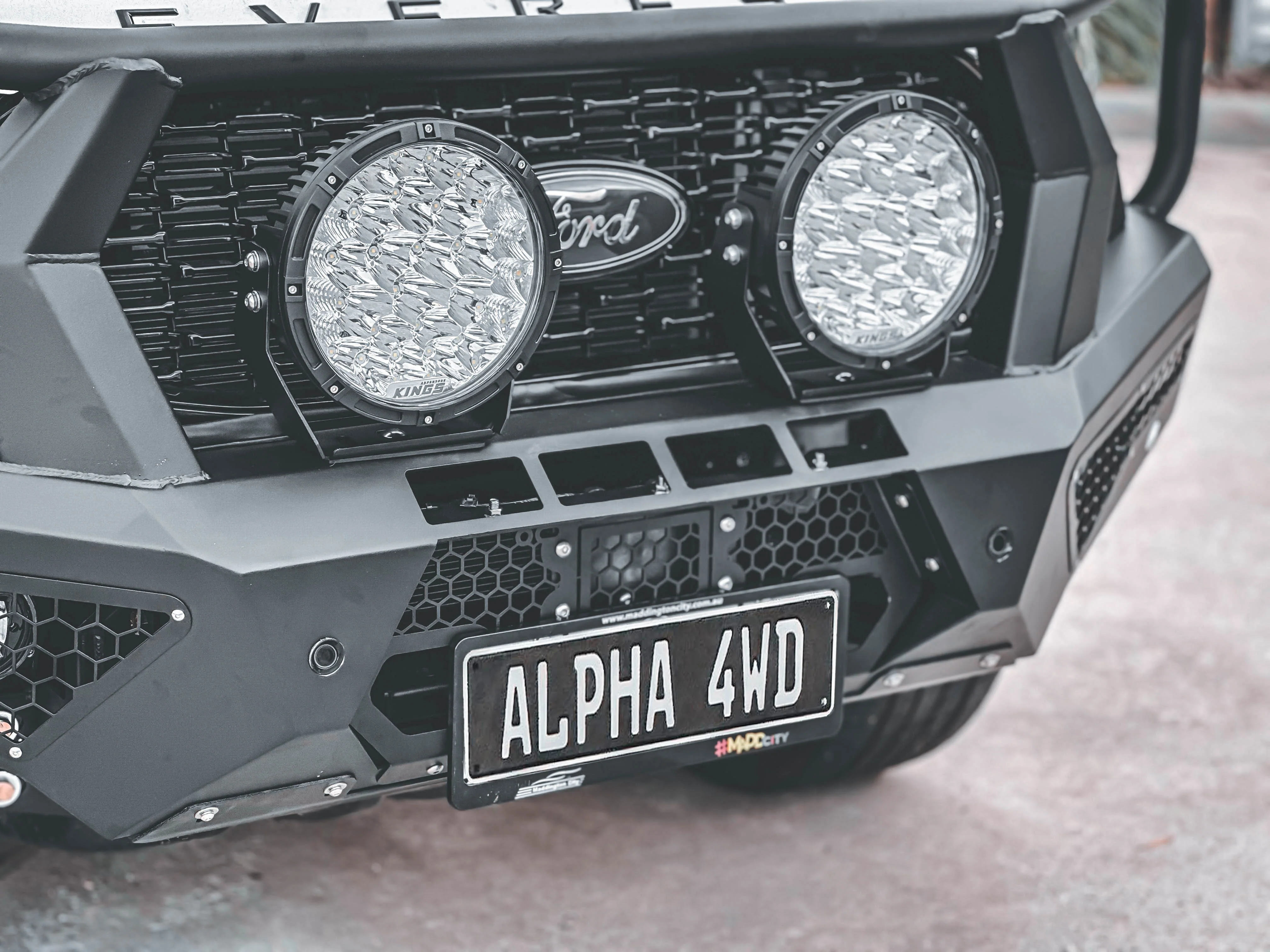 Alpha 4WD Steel Pack Bull Bar for Ford Everest 2015-2022 - Image 6