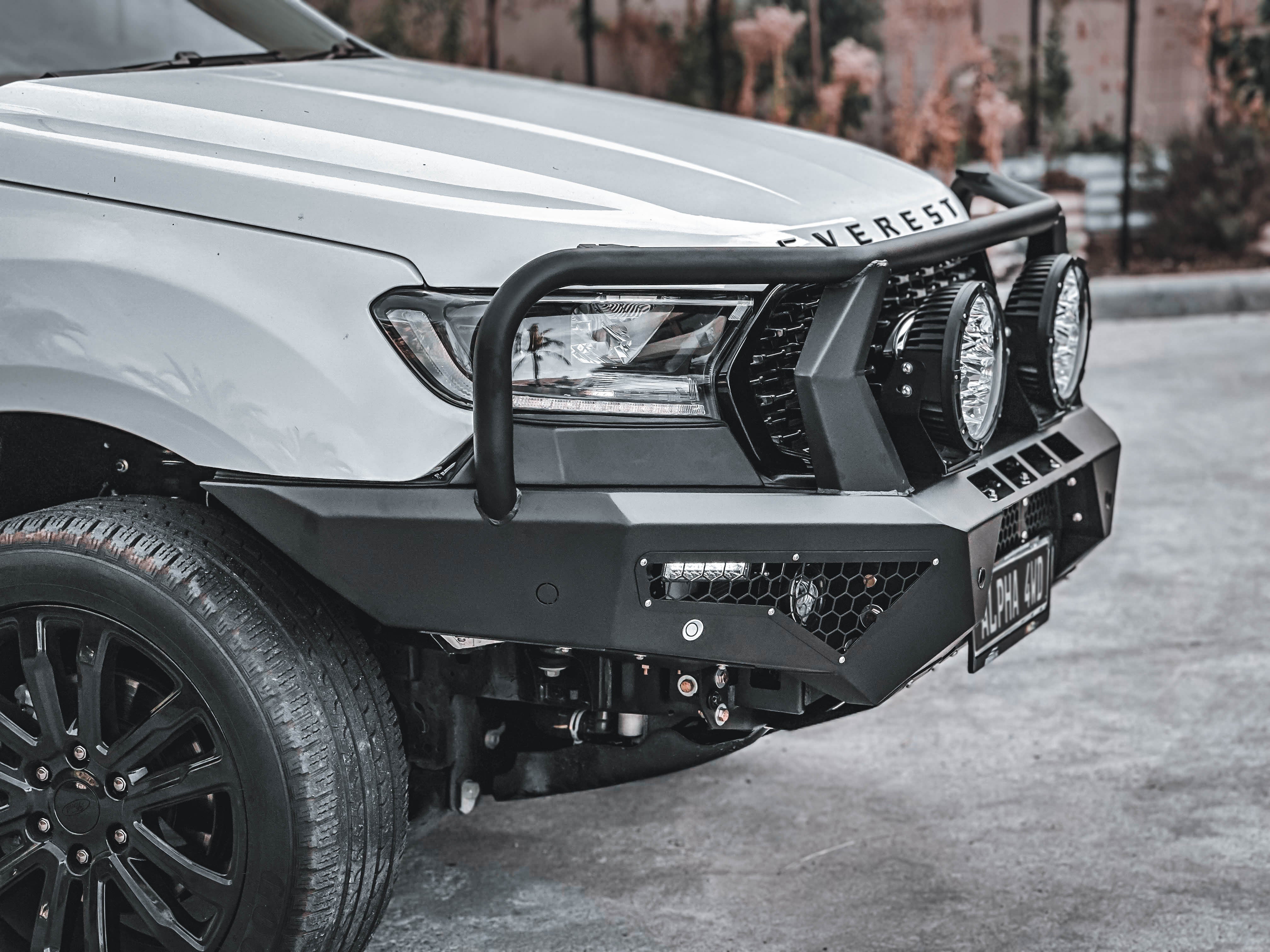 Alpha 4WD Steel Pack Bull Bar for Ford Everest 2015-2022 - Image 7