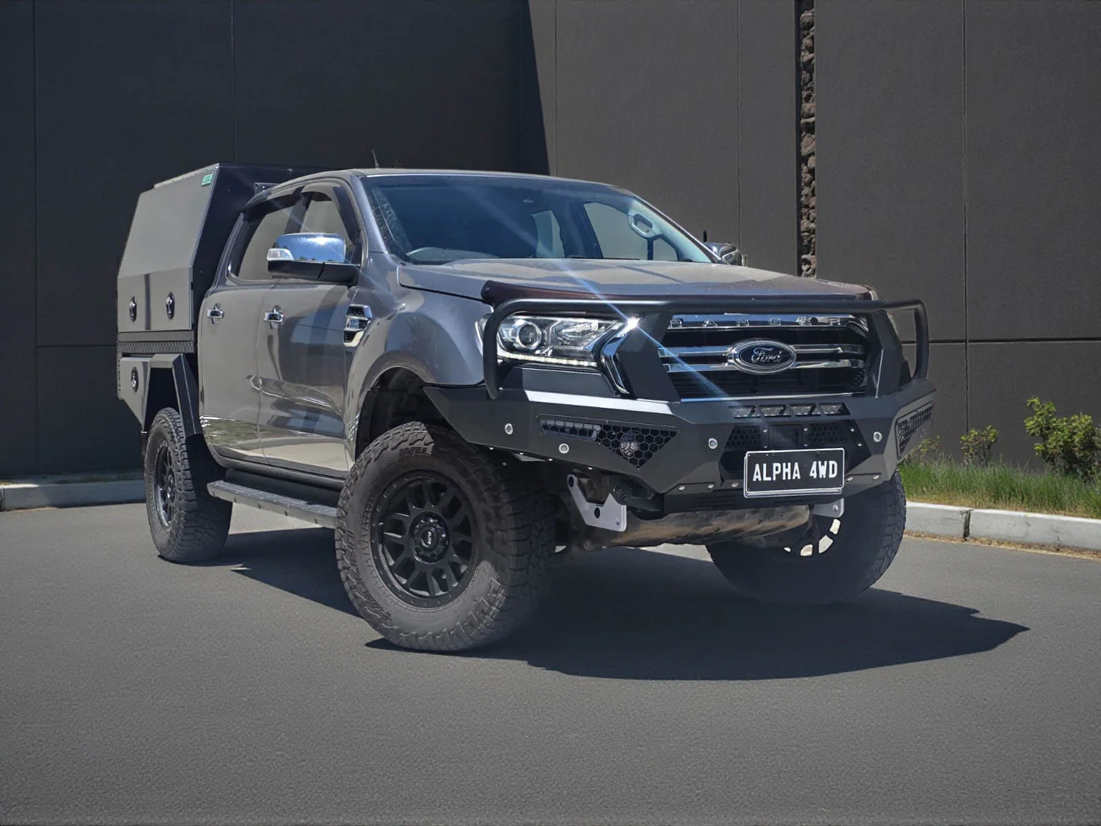 Alpha 4WD Steel Pack Bull Bar for Ford Ranger 2015 - 2022 PX 2 3 - Image 3