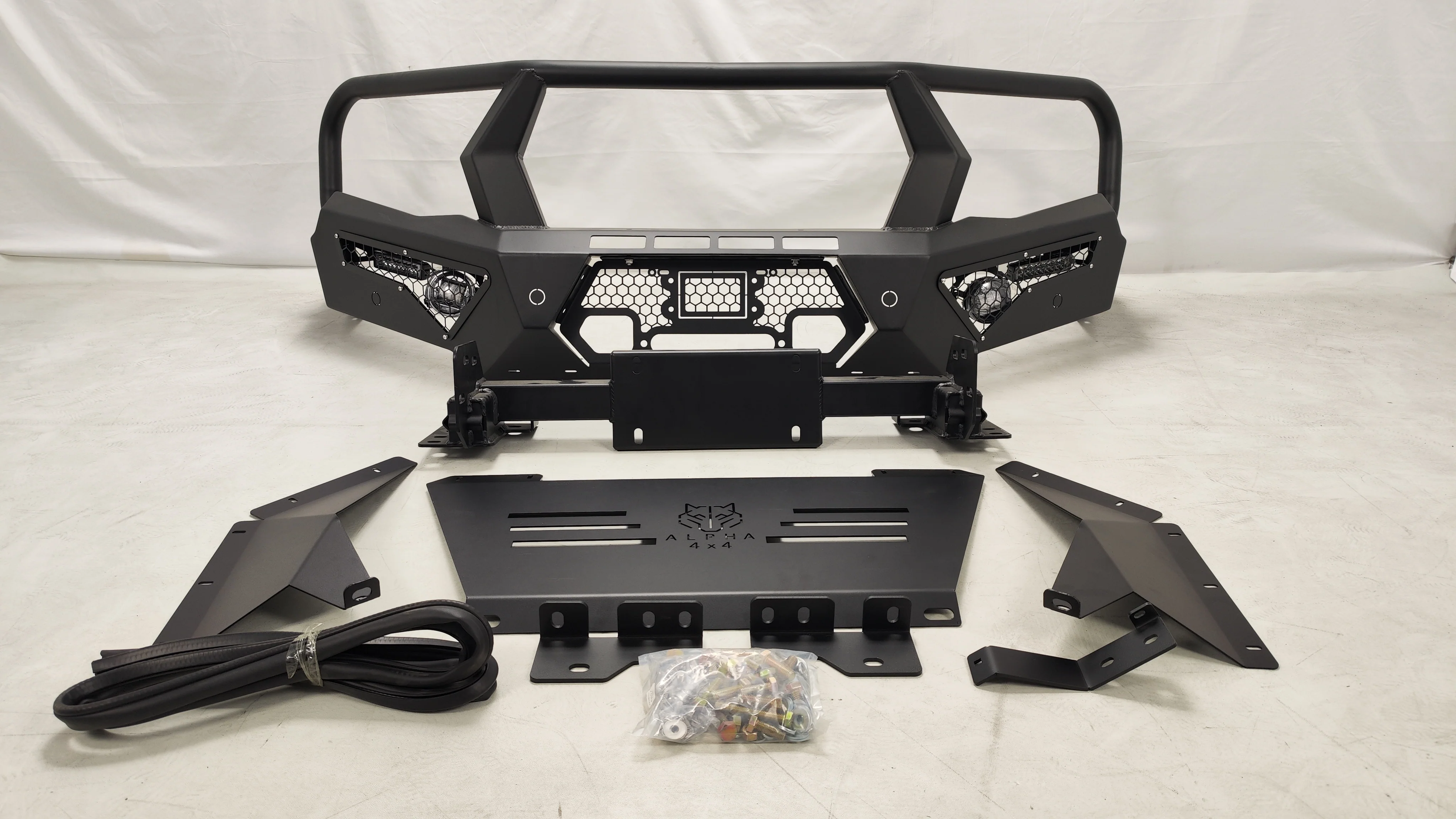 Alpha 4WD Steel Pack Bull Bar for Isuzu D - Max 2012 - 2016 - Image 7