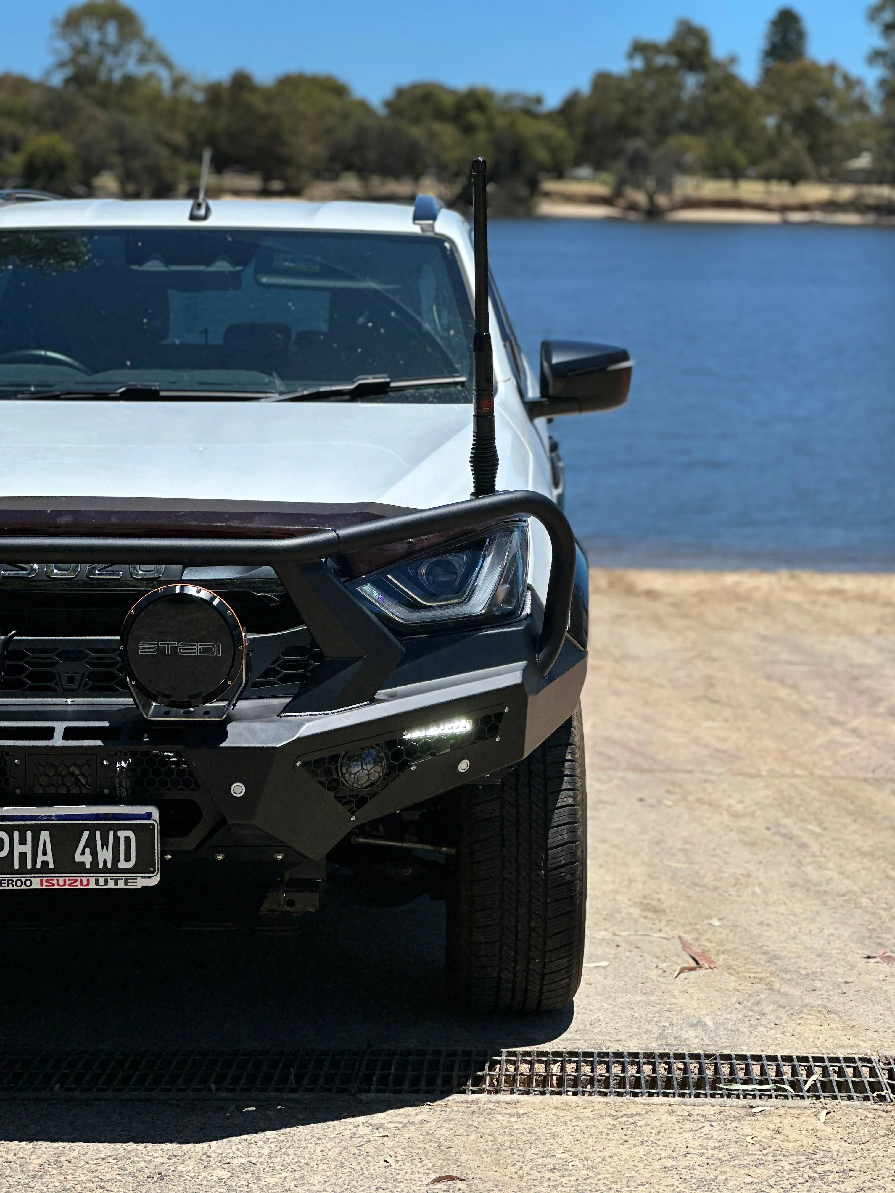 Alpha 4WD Steel Pack Bull Bar for Isuzu D-MAX 2019-2024 (pre-facelift) - Image 6