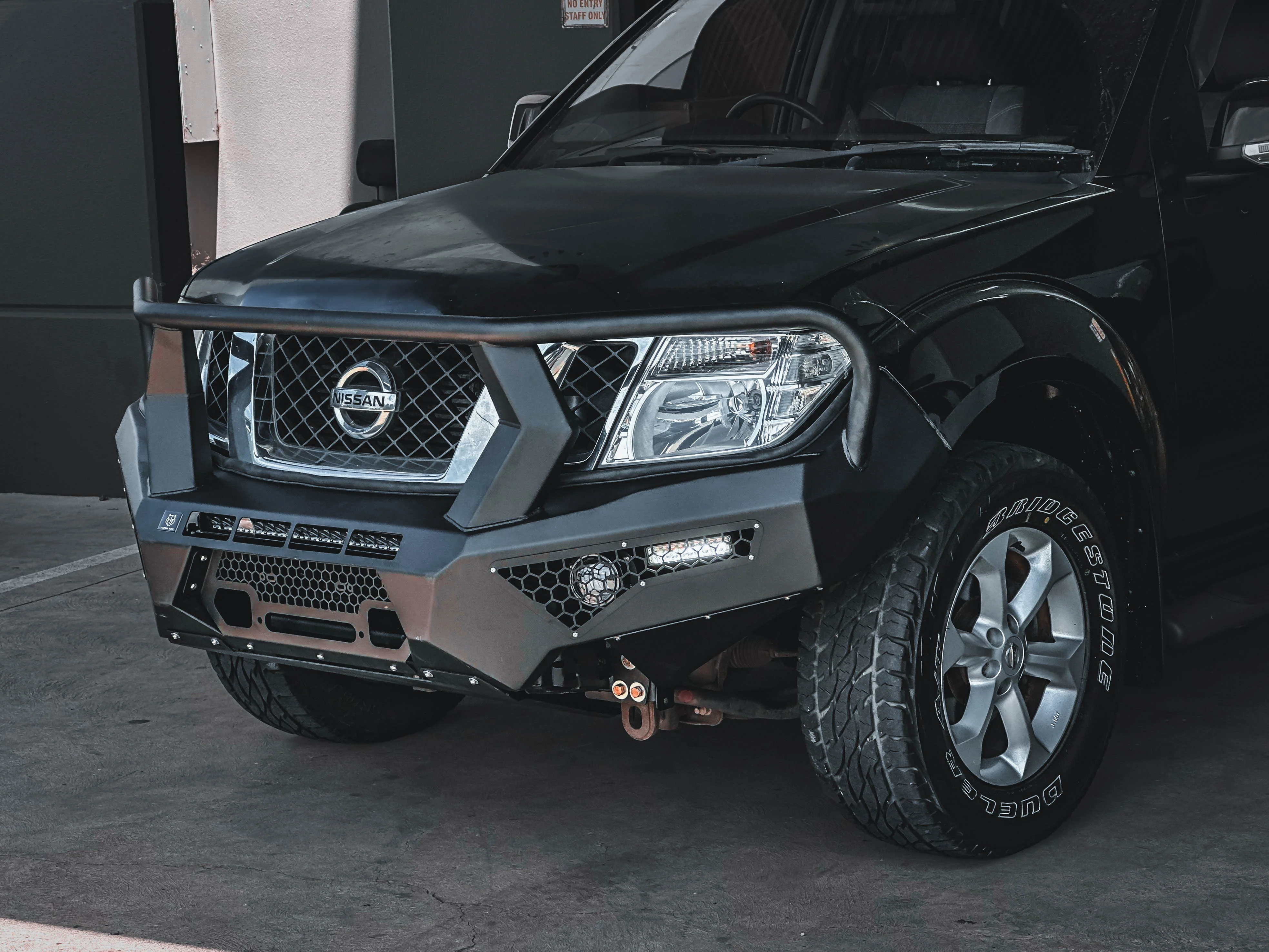 Alpha 4WD Steel Pack Bull Bar for Nissan Navara D40 Spanish 2010 - 2015 - Image 3