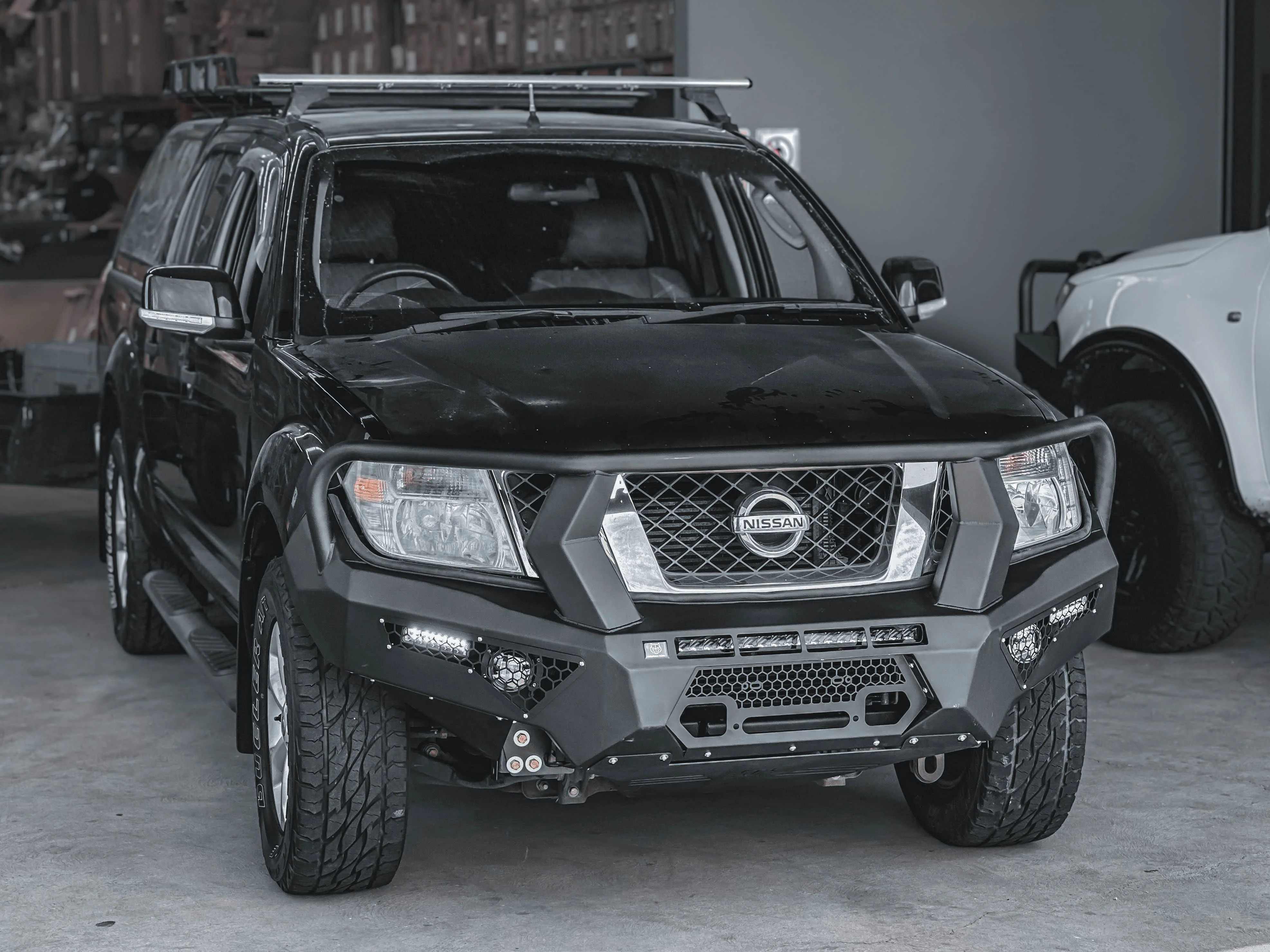 Alpha 4WD Steel Pack Bull Bar for Nissan Navara D40 Spanish 2010 - 2015 - Image 5