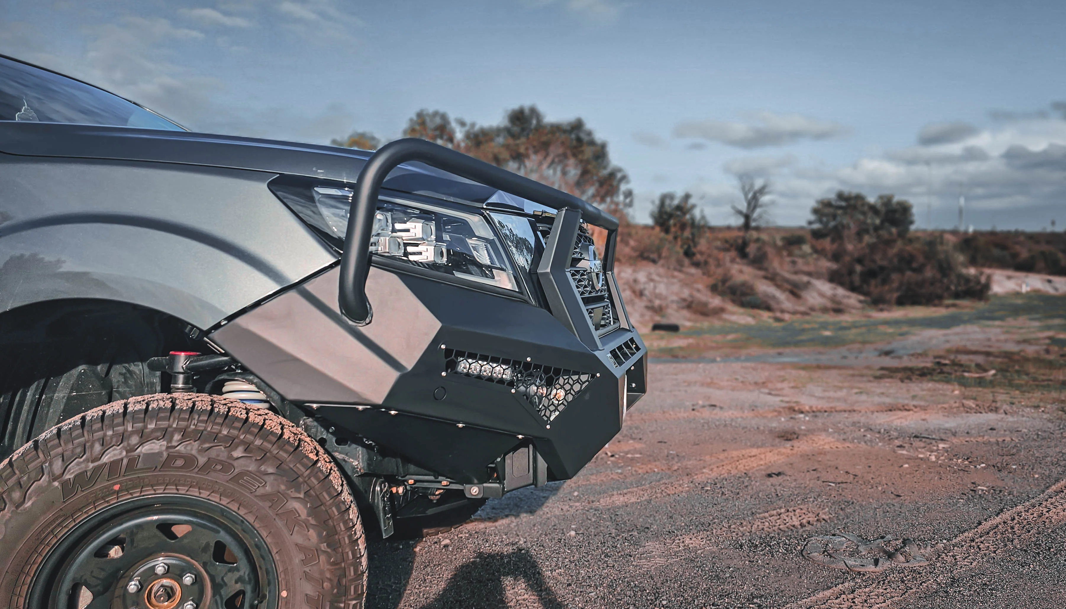 Alpha 4WD Steel Pack Bull Bar for Nissan Navara NP300 D23 2021+ - Image 7